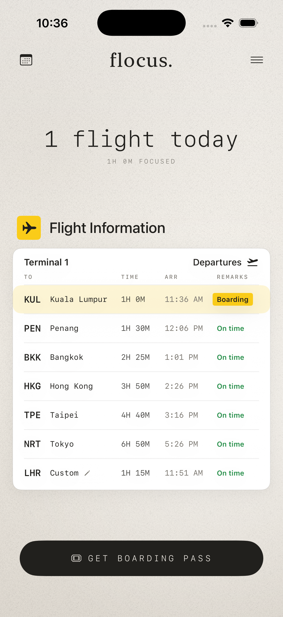 Flocus on iPhone: one flight today, the departures board, and Get Boarding Pass.